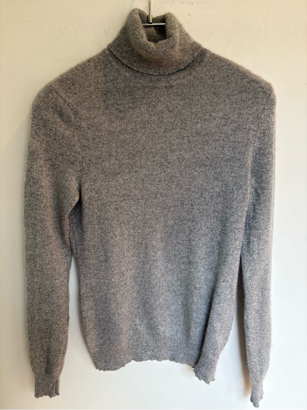 Lord & Taylor Women's Gray Turtleneck Sweater size small